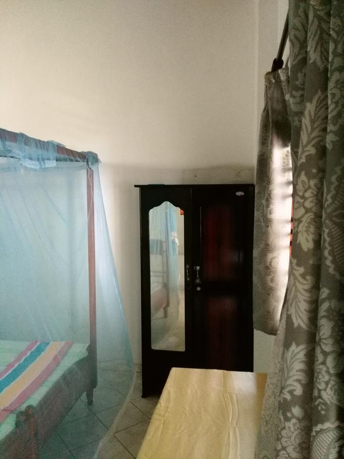 Sunnys Beach Guest House Hikkaduwa Esterno foto